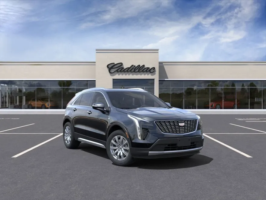 2023 Cadillac XT4 Premium Luxury photo 1
