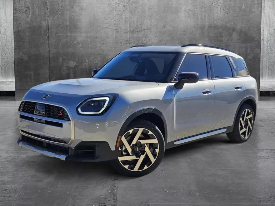 2025 Mini Countryman S ALL4 Iconic photo 1