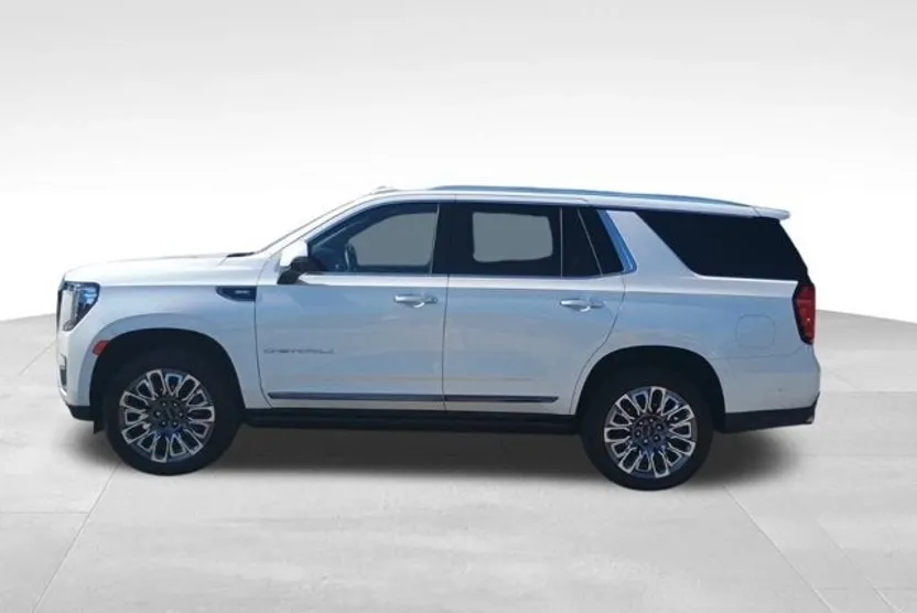 2024 Gmc Yukon Denali Ultimate photo 1