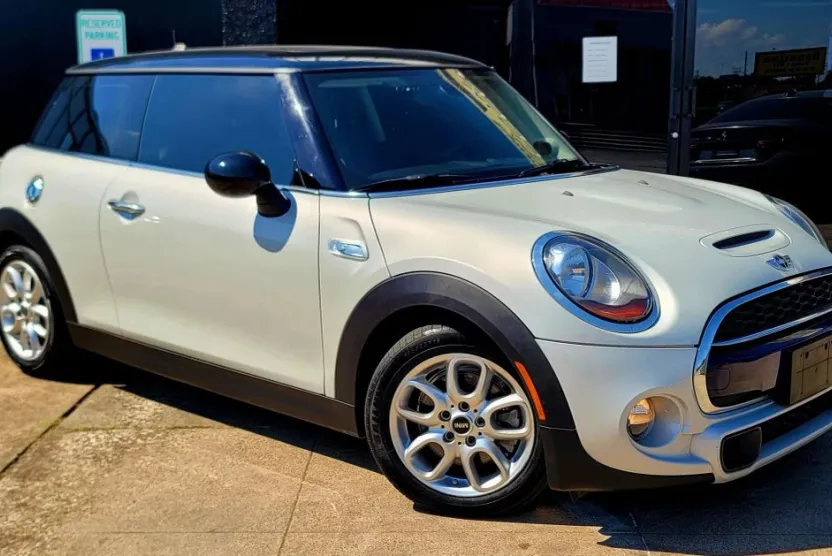 2015 Mini Cooper 2 Door Hardtop S photo 1