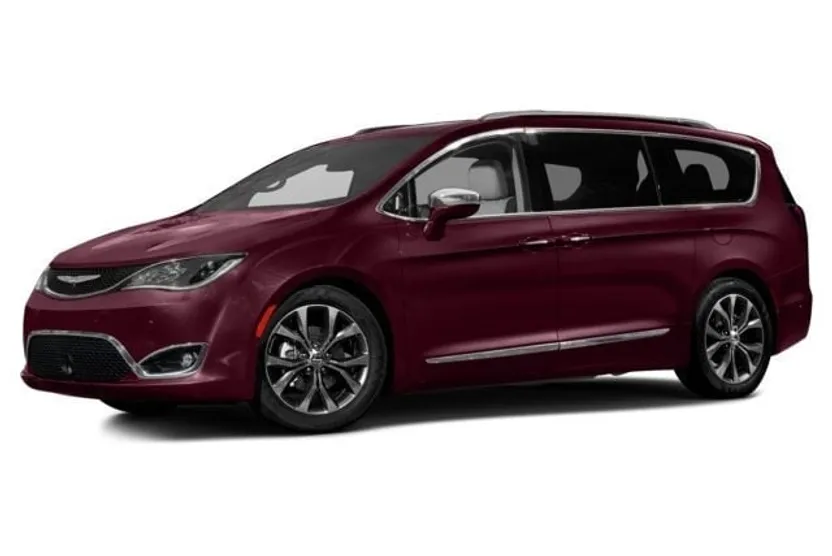 2017 Chrysler Pacifica Touring L photo 1