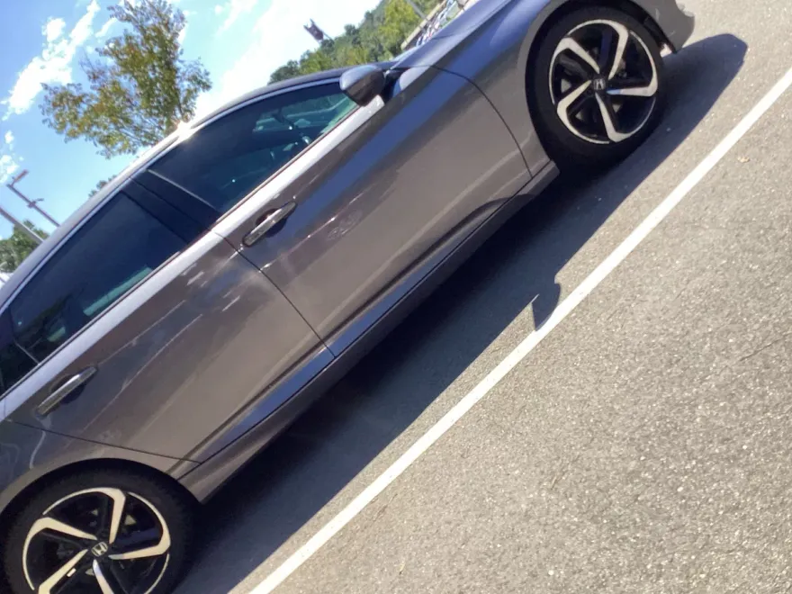 2020 Honda Accord Sport 1.5T photo 1