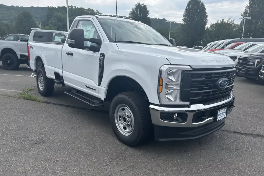 2025 Ford F-250 XL photo 1