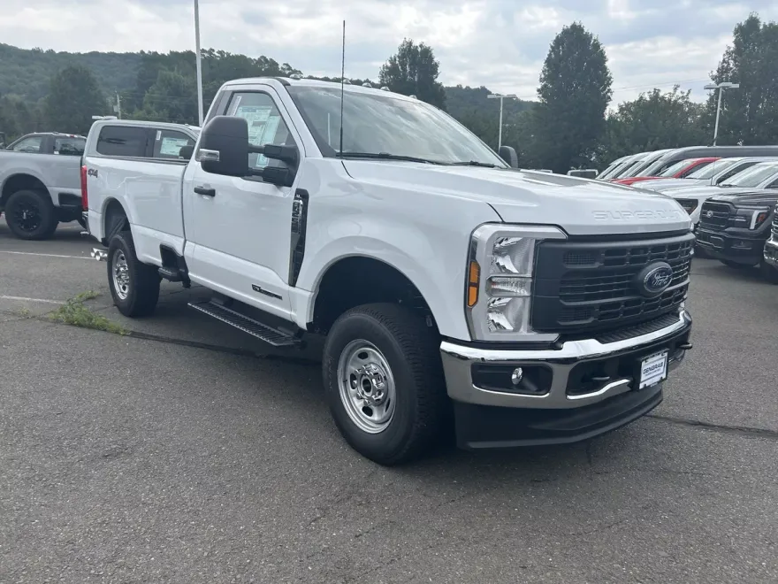 2025 Ford F-250 XL photo 1