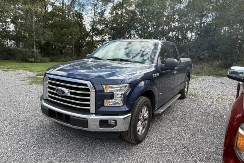 2016 Ford F-150 XLT photo 1
