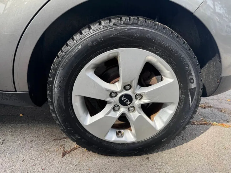 2017 Kia Soul Base photo 1