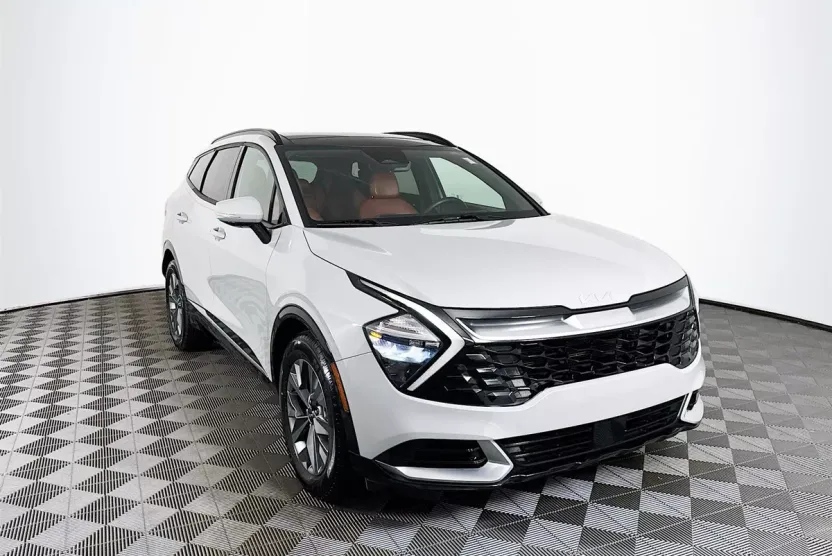 2023 Kia Sportage SX photo 1