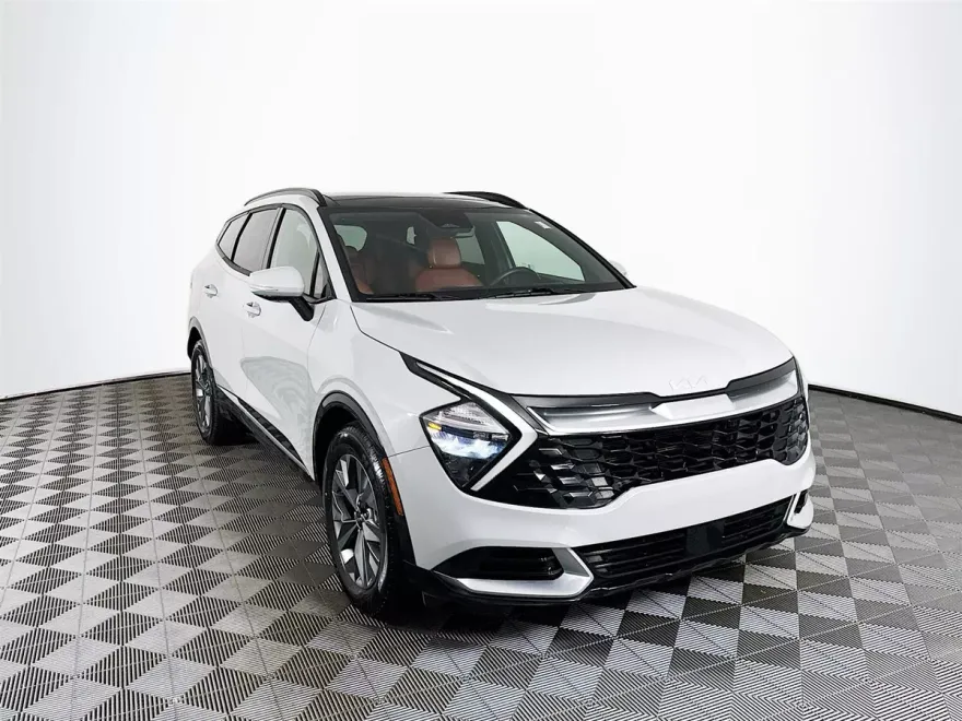 2023 Kia Sportage SX photo 1