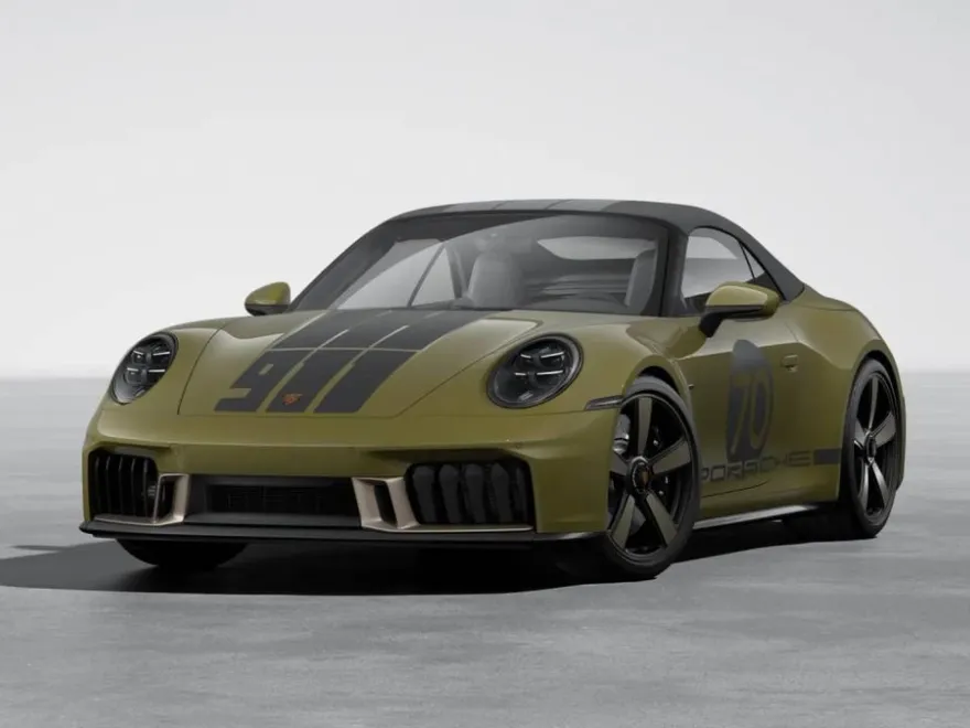 2026 Porsche 911 4 GTS photo 1