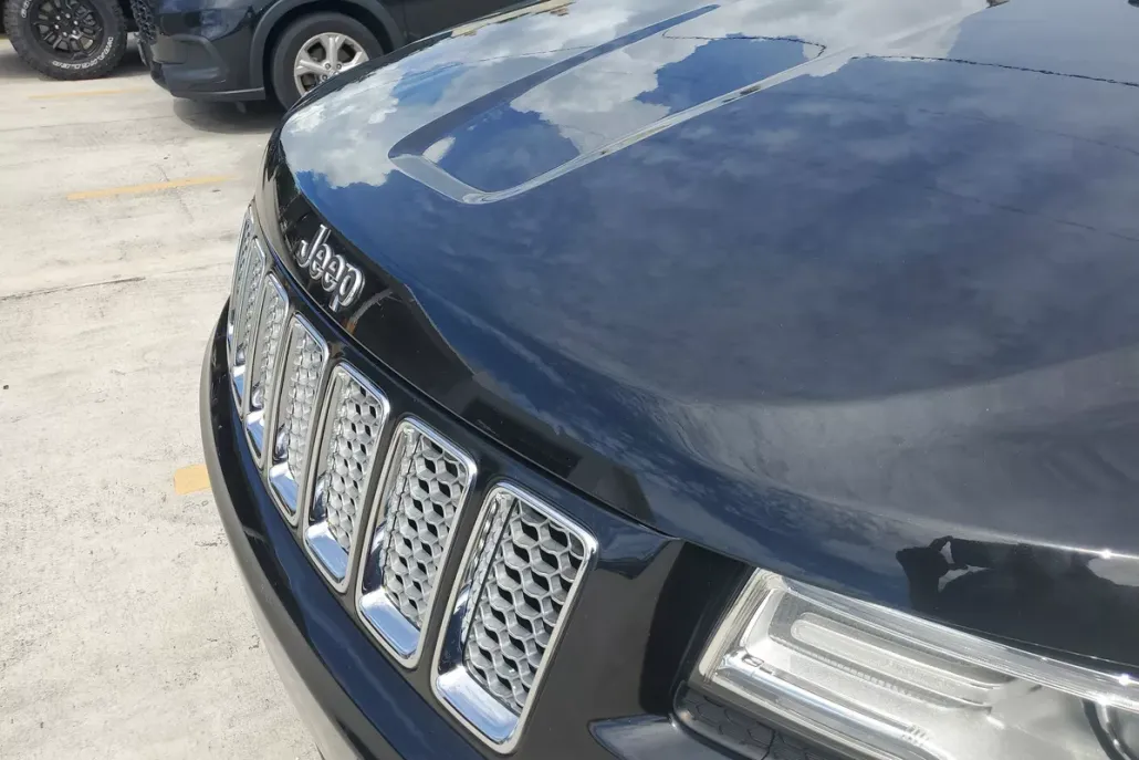 2014 Jeep Grand Cherokee Summit photo 1