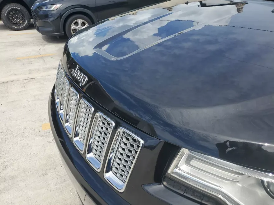 2014 Jeep Grand Cherokee Summit photo 1