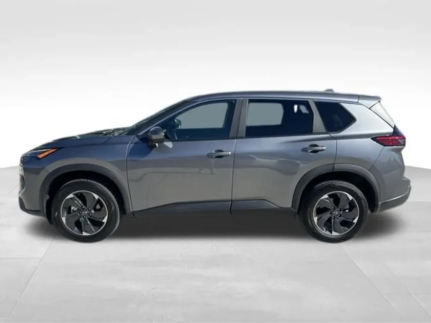 2024 Nissan Rogue SV photo 1
