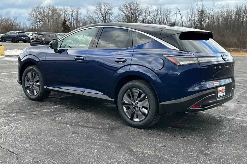 2025 Nissan Murano SL photo 1