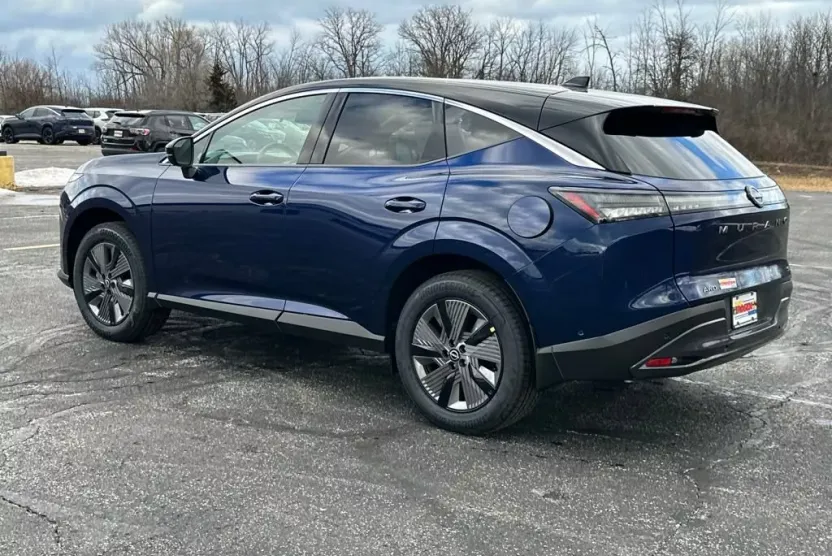 2025 Nissan Murano SL photo 1