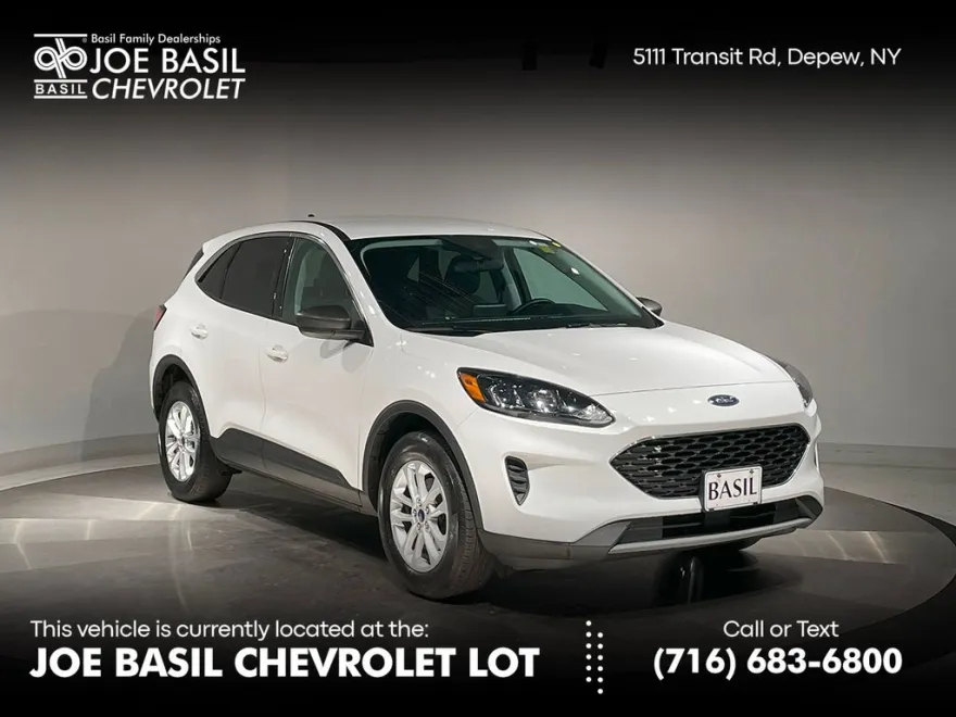2022 Ford Escape SE photo 1