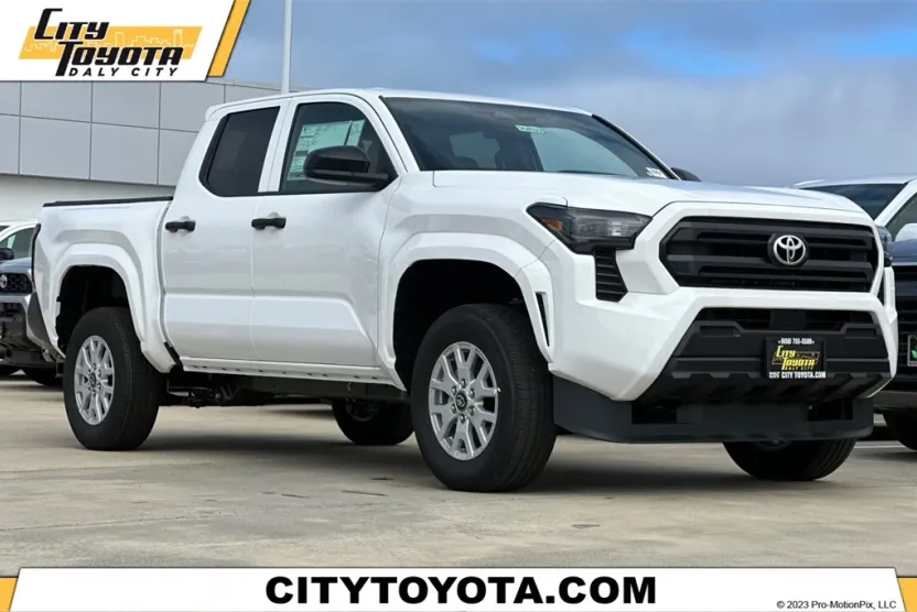 2025 Toyota Tacoma SR Double Cab photo 1