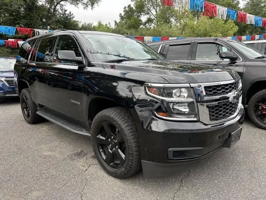 2020 Chevrolet Tahoe LT photo 1