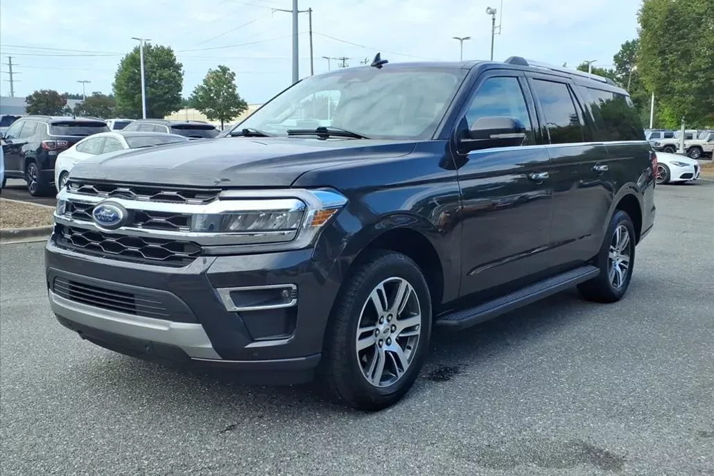 2024 Ford Expedition MAX Limited photo 1