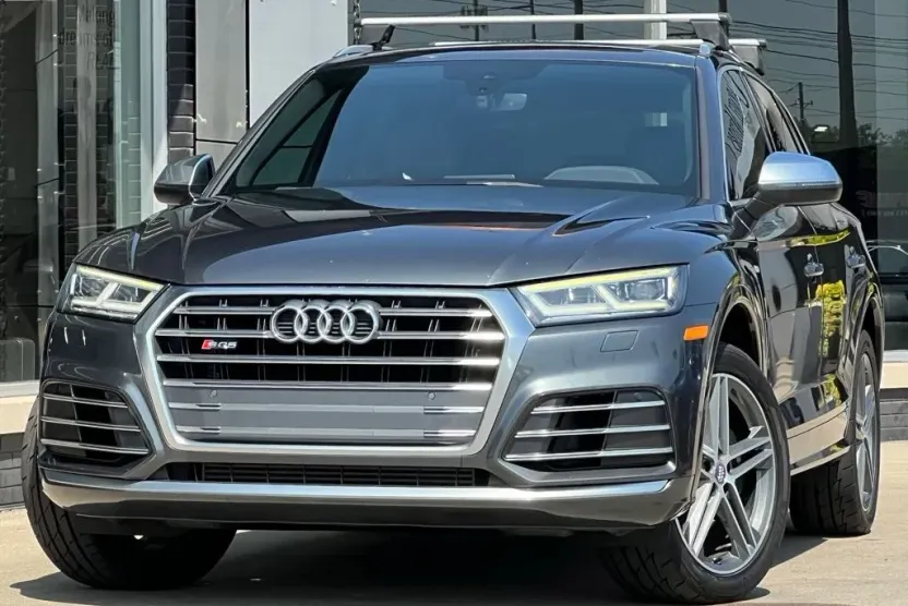 2018 Audi SQ5 Premium Plus photo 1