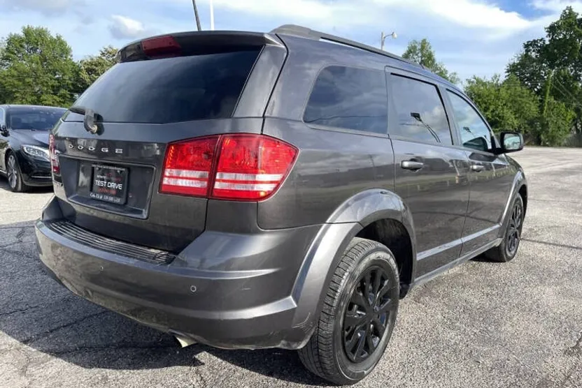 2020 Dodge Journey SE Value photo 1