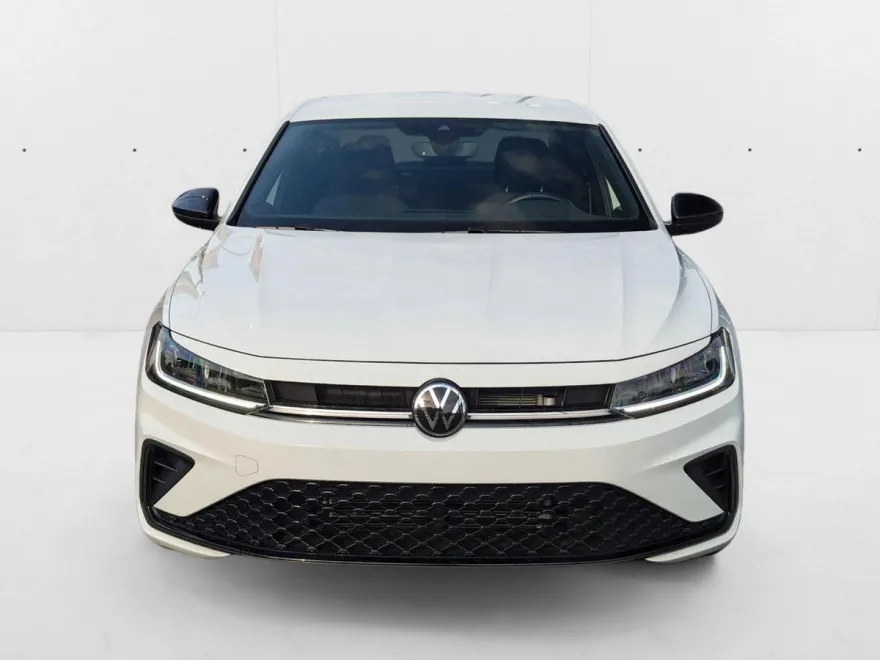 2025 Volkswagen Jetta Sport photo 1