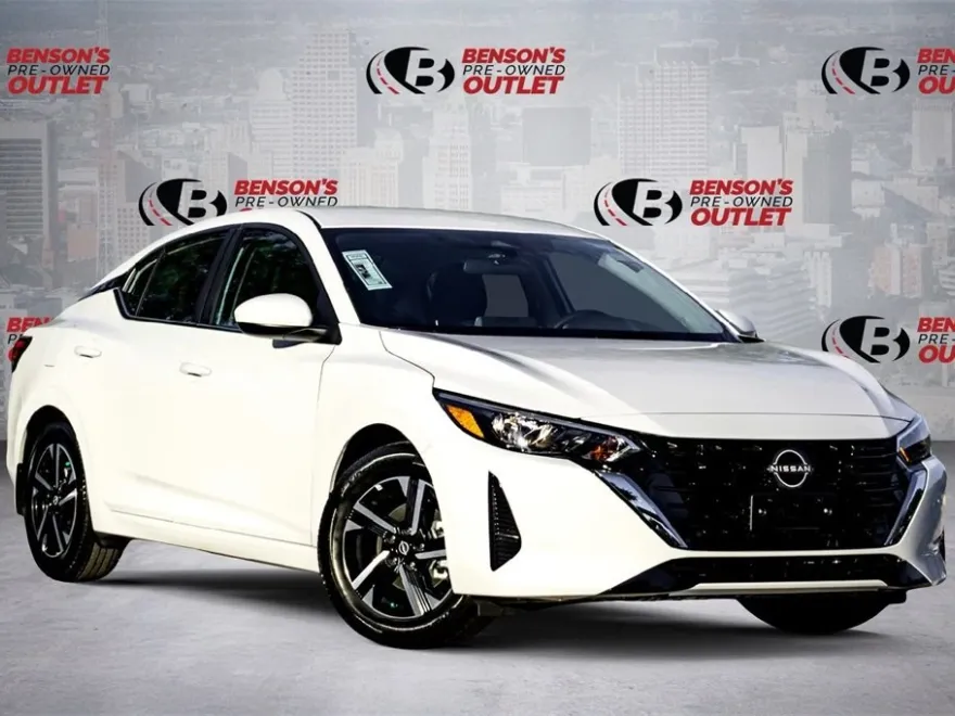 2025 Nissan Sentra SV photo 1