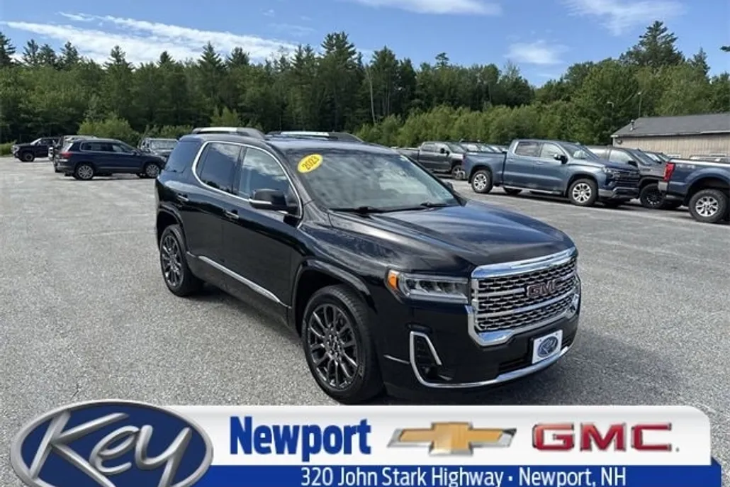 2023 Gmc Acadia Denali photo 1