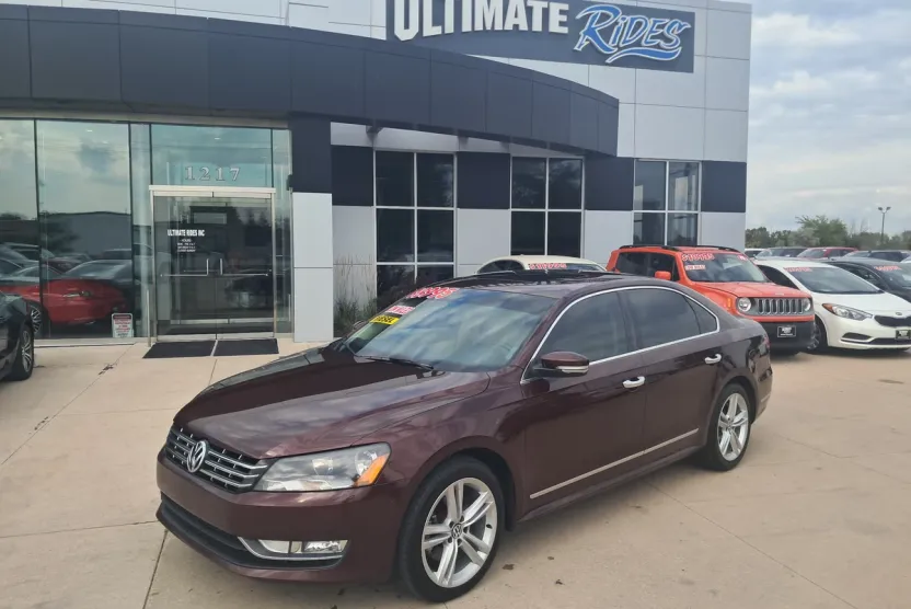 2014 Volkswagen Passat TDI SEL Premium photo 1