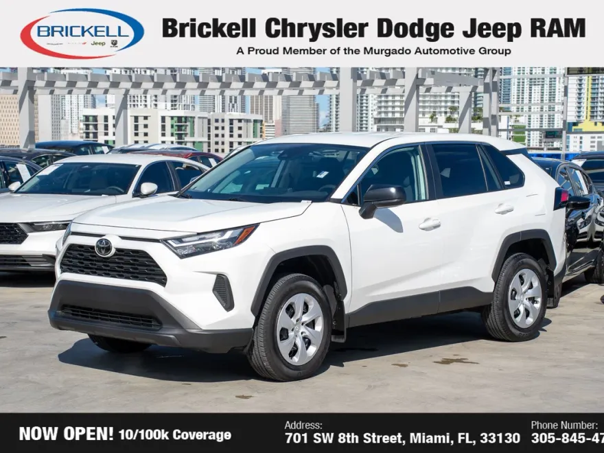 2025 Toyota RAV4 LE photo 1