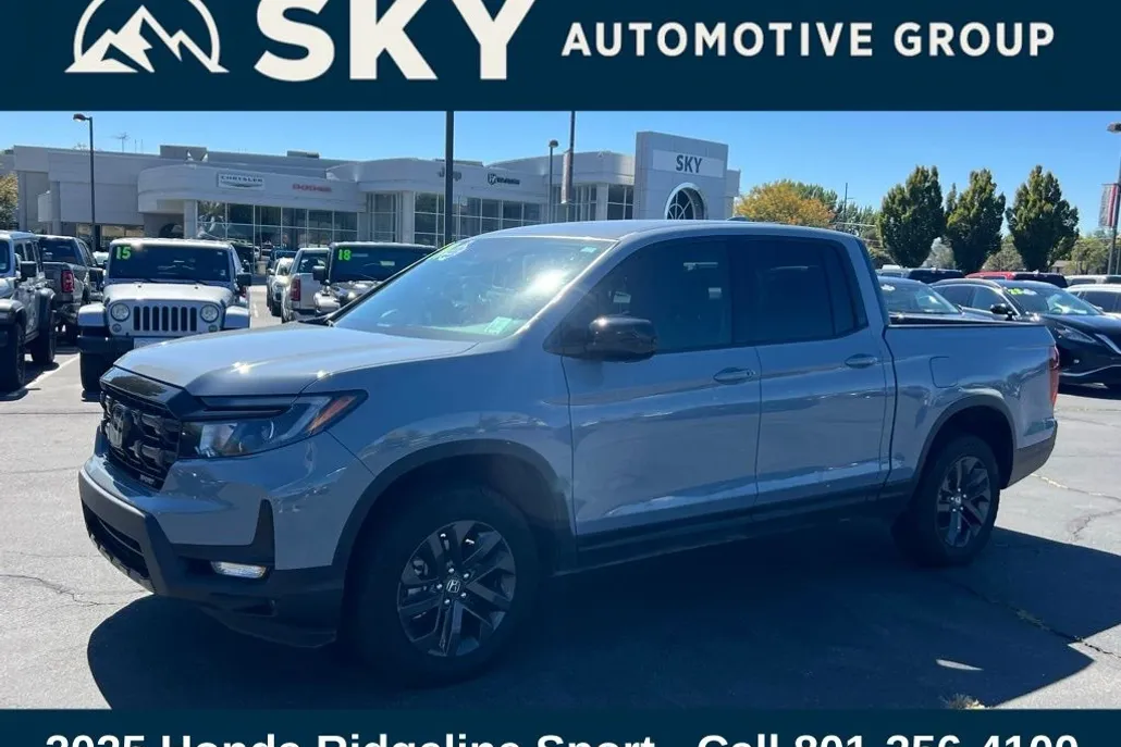 2025 Honda Ridgeline Sport photo 1