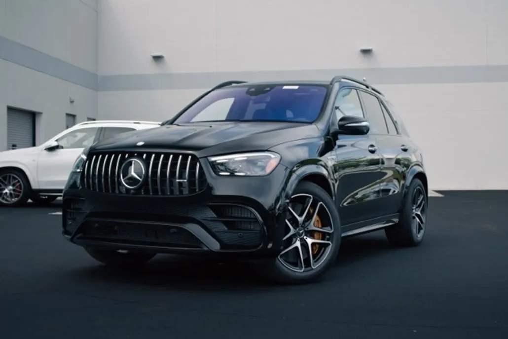 2025 Mercedes Benz GLE AMG 63 4MATIC photo 1
