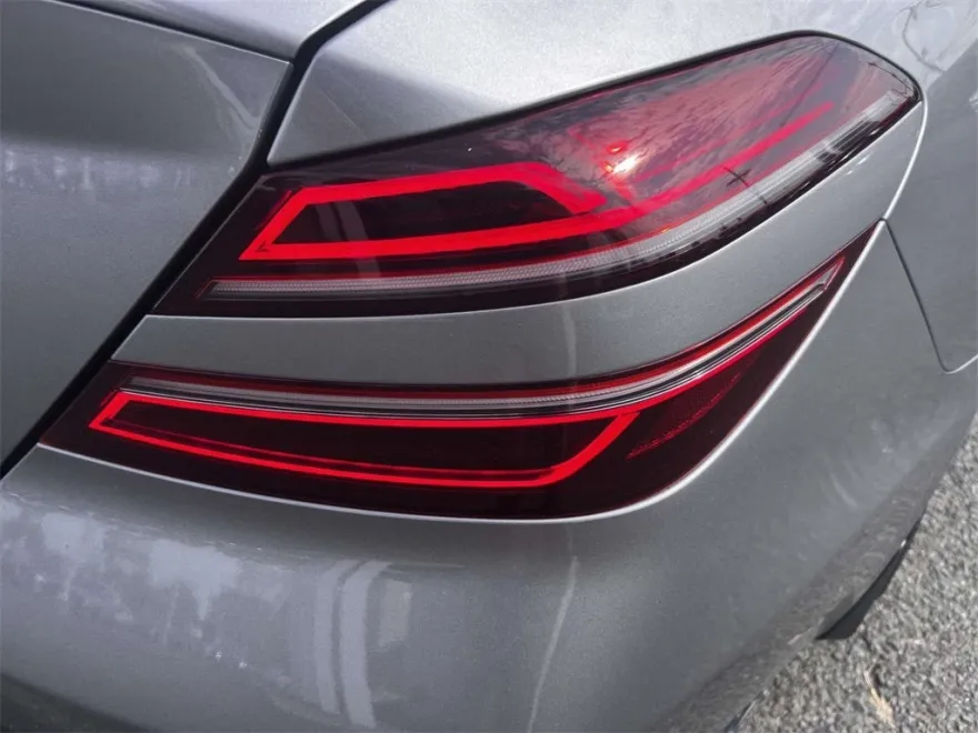 2025 Genesis G70 3.3T Sport Advanced photo 8