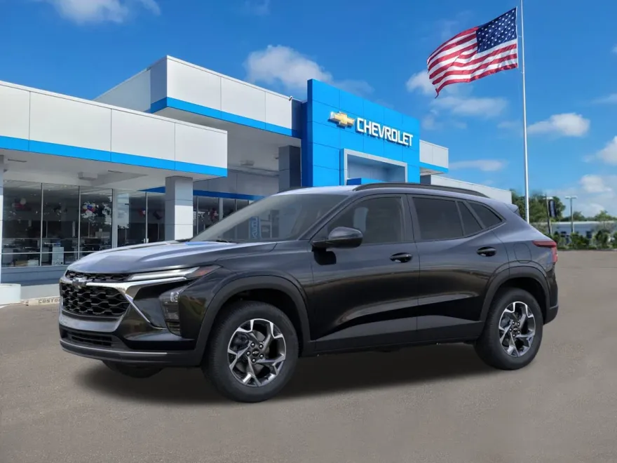 2026 Chevrolet Trax LT photo 1