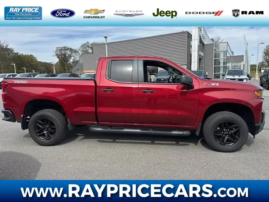 2019 Chevrolet Silverado 1500 Custom Trail Boss photo 1