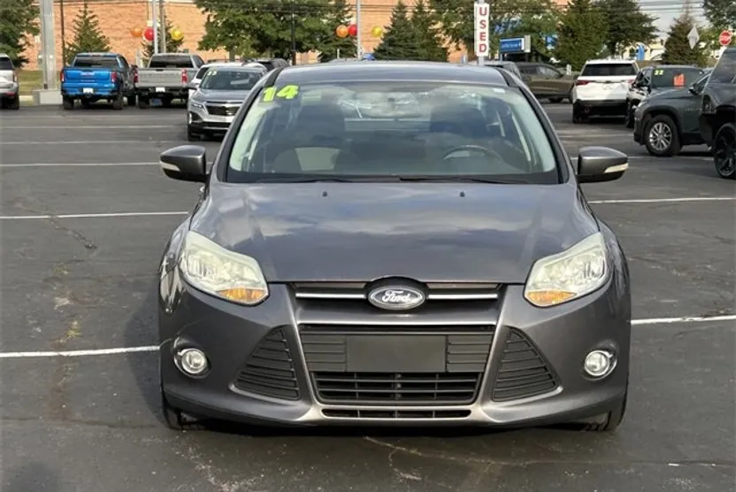 2014 Ford Focus SE photo 1