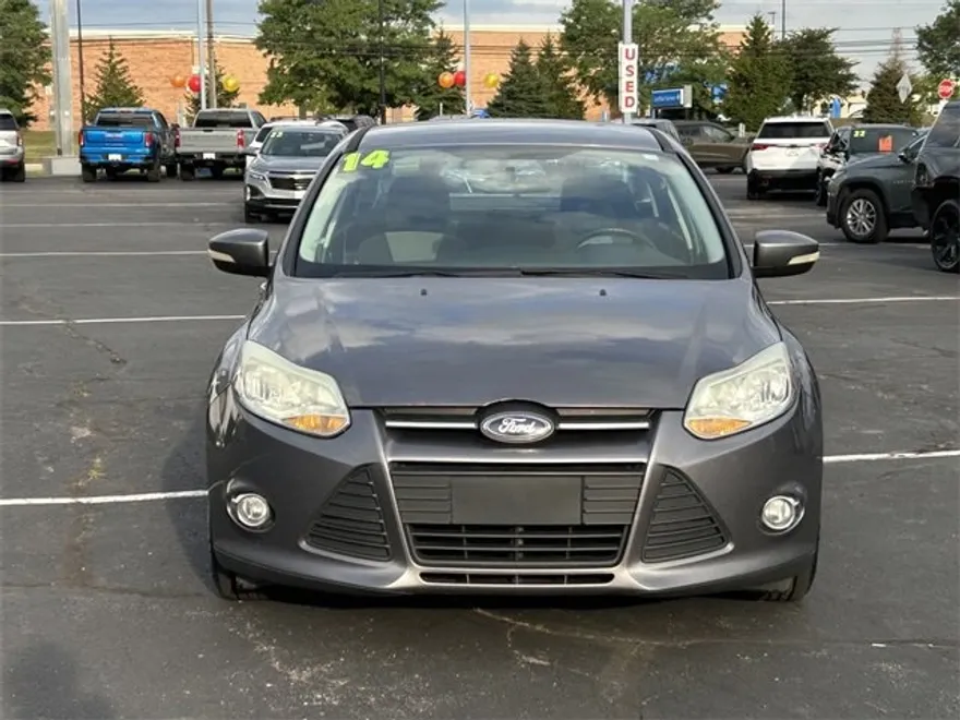 2014 Ford Focus SE photo 1