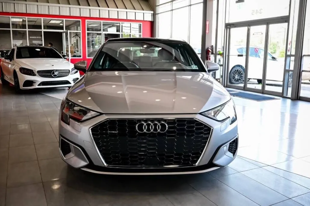 2022 Audi A3 Premium 40 TFSI photo 1
