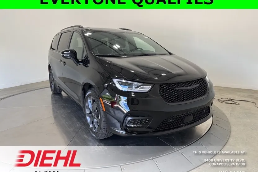 2026 Chrysler Pacifica Limited photo 1
