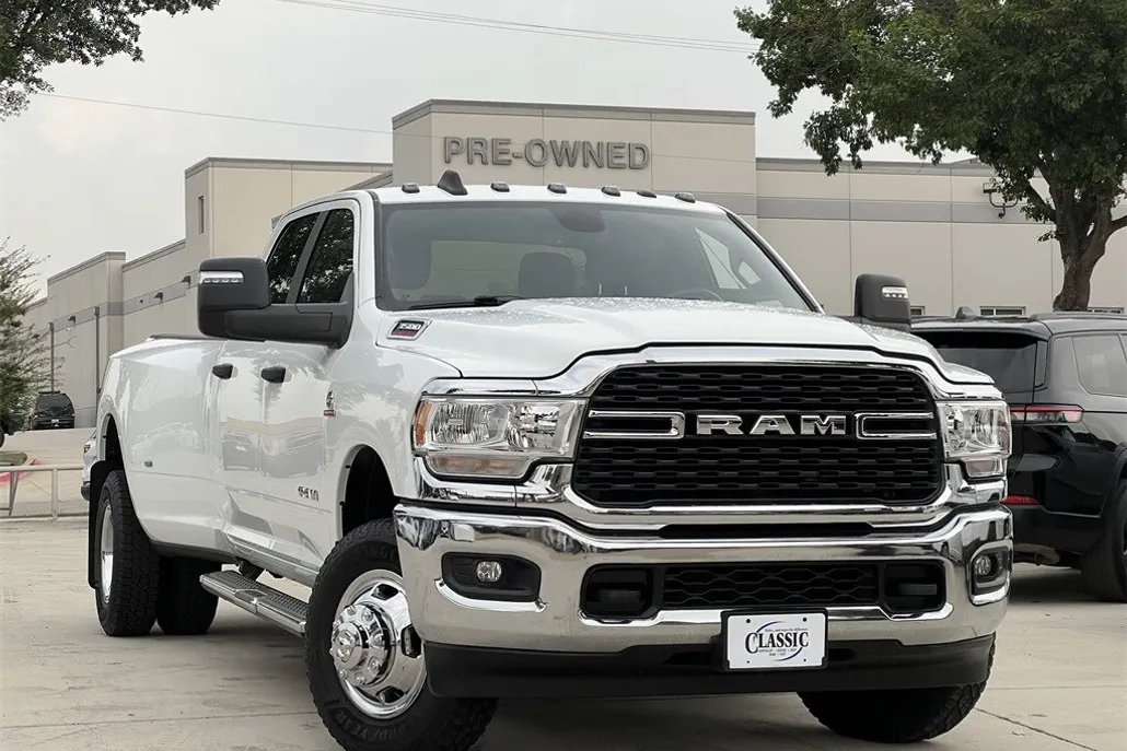 2024 Ram 3500 Big Horn photo 1