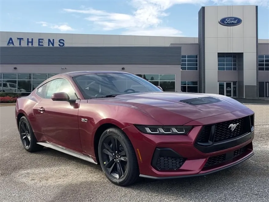 2025 Ford Mustang GT photo 1