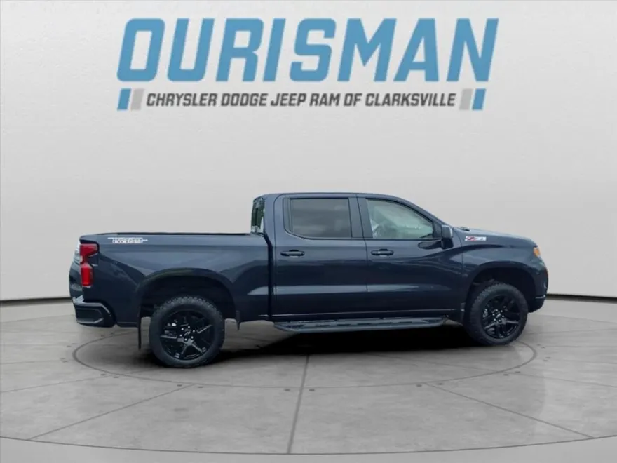 2024 Chevrolet Silverado 1500 LT Trail Boss photo 1