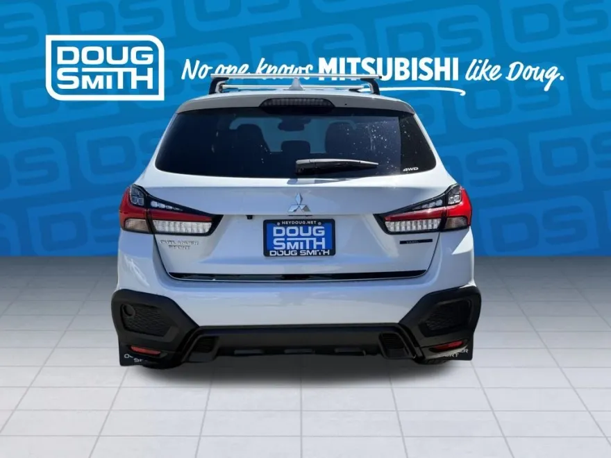 2025 Mitsubishi Outlander Sport ES SE LE photo 1