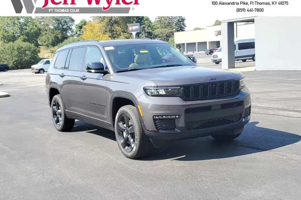 2025 Jeep Grand Cherokee Limited photo 1