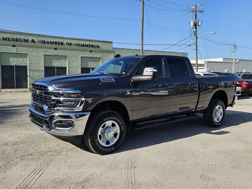 2025 Ram 2500 Tradesman photo 1