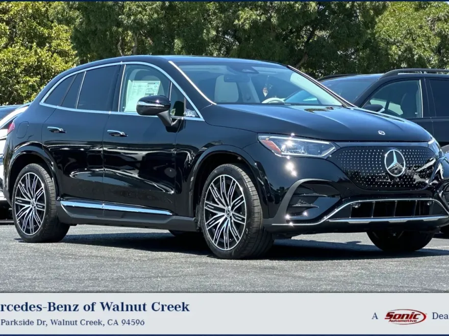 2026 Mercedes Benz EQE SUV photo 1