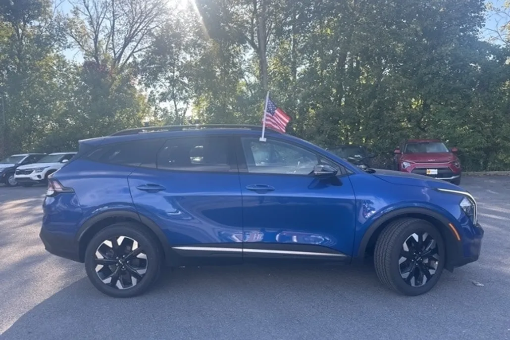 2023 Kia Sportage X-Line photo 1