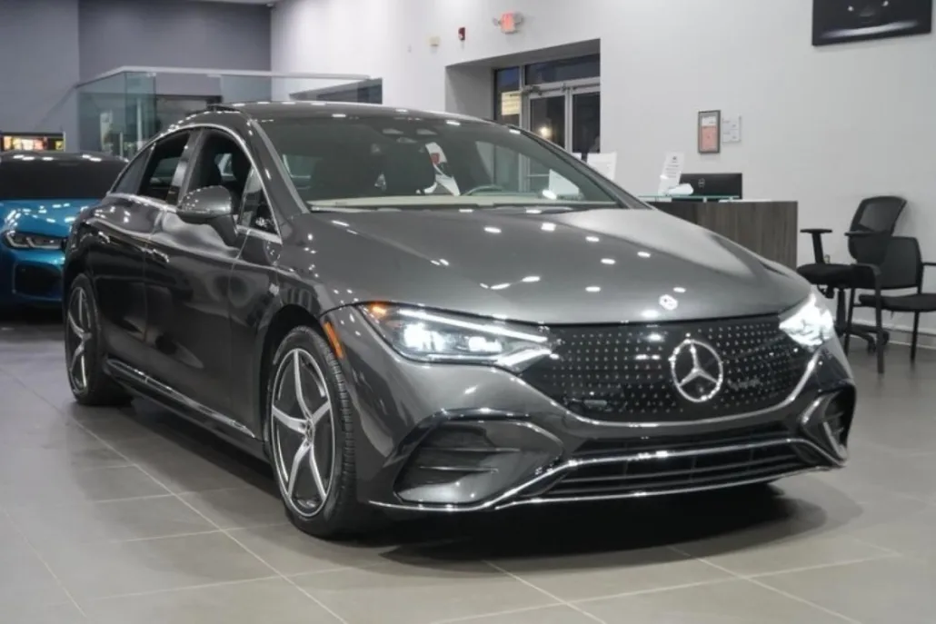 2024 Mercedes Benz EQE-Class Sedan photo 1