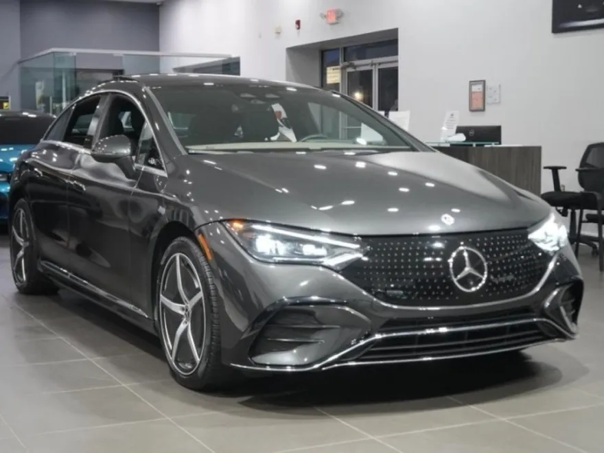 2024 Mercedes Benz EQE-Class Sedan photo 1