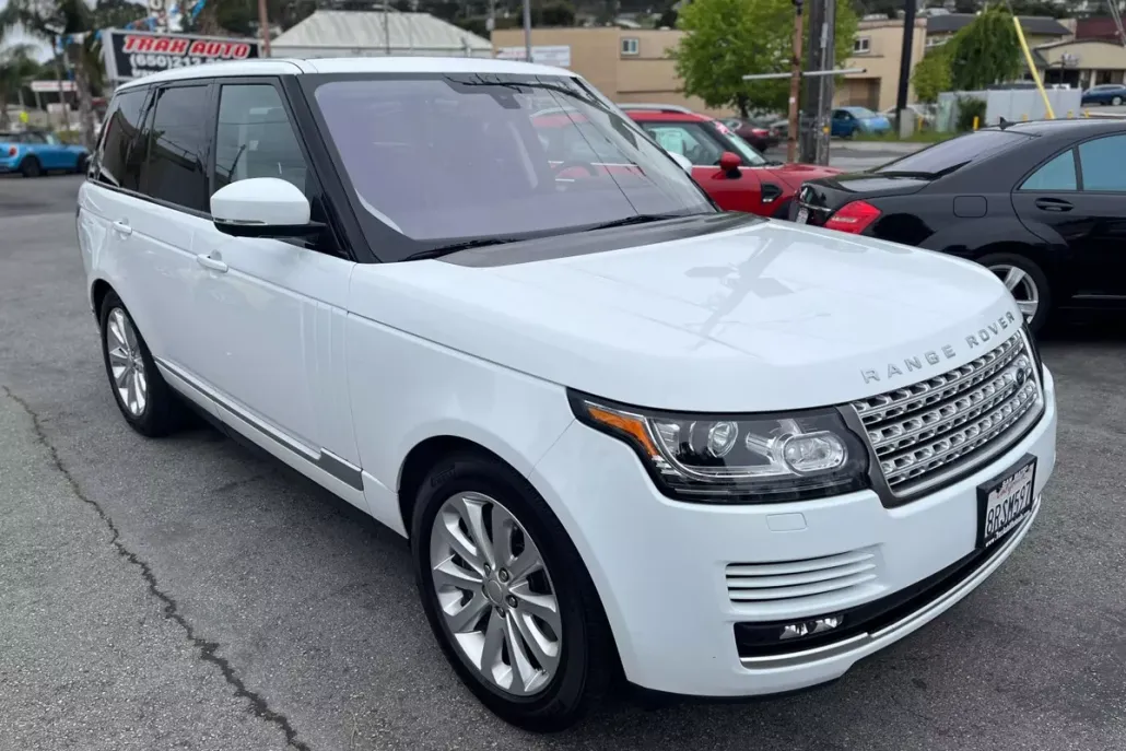 2016 Land Rover Range Rover HSE photo 1
