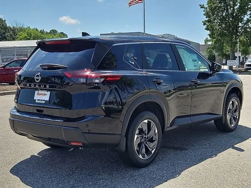 2025 Nissan Rogue SV photo 1